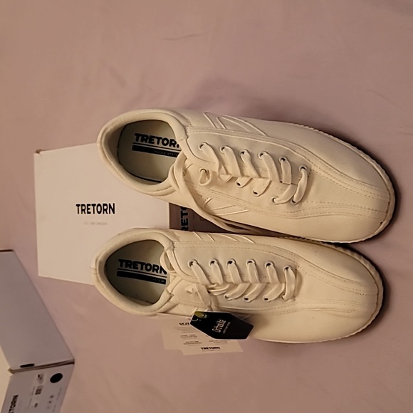 Tretorn Women's White Nylite Canvas Sneakers~ sold on Tuckernuck - Picture 3 of 9